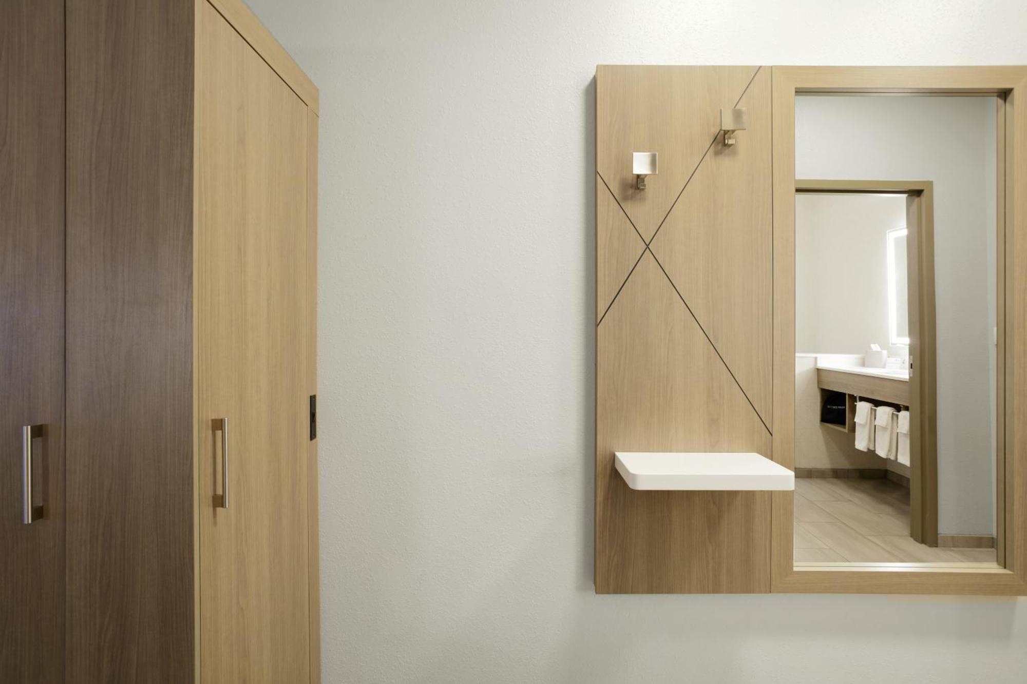 Holiday Inn Express Hotel & Suites Los Angeles Airport Hawthorne By Ihg Buitenkant foto